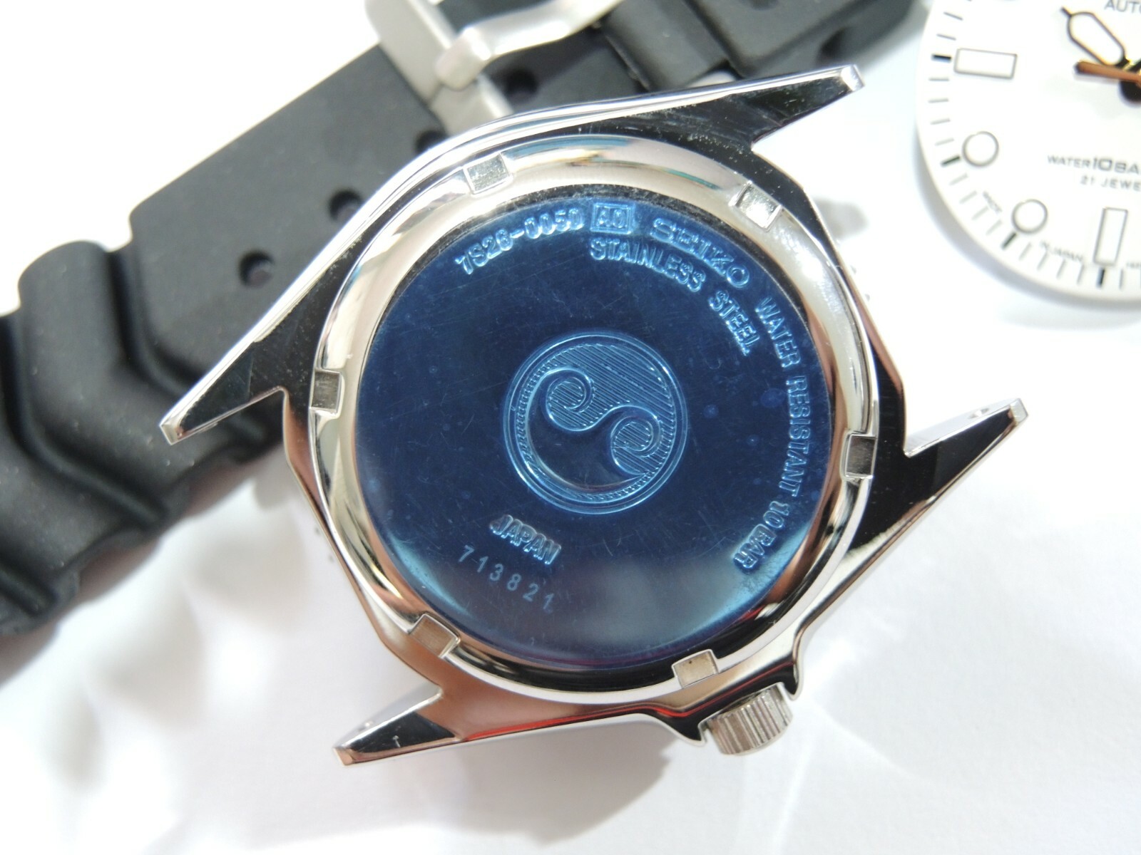 NEW STAINLESS CASE,CROWN,DIAL,HANDS,STRAP MEDIUM DIVERS 10BAR SKX027(7S26-0050)