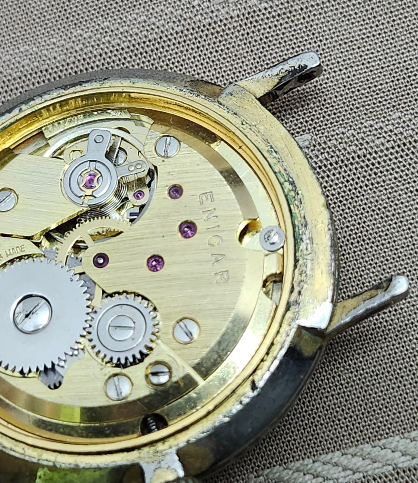 Enicar 112-22-23 Manual Wind Date Swiss Watch AR 1121 Movement – RUNNING