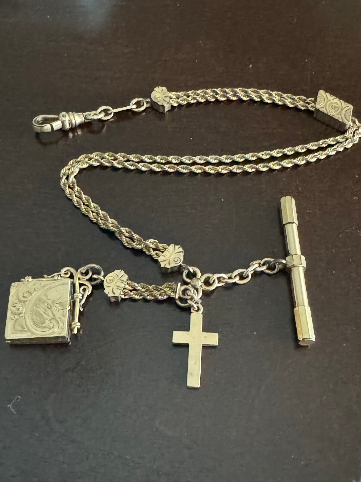 VINTAGE 11 INCH R.S.OO POCKET WATCH CHAIN WITH T-BAR, FINIALS AND LOCKET G.F.