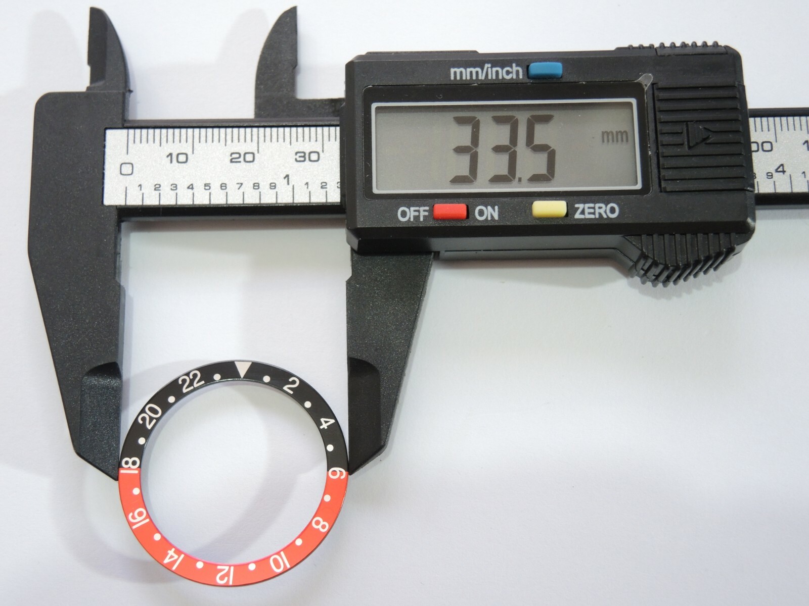 NEW BEZEL INSERT 33.5MM COKE GMT VINTAGE FONT MEDIUM DIVERS SKX013 (7S26-0030)