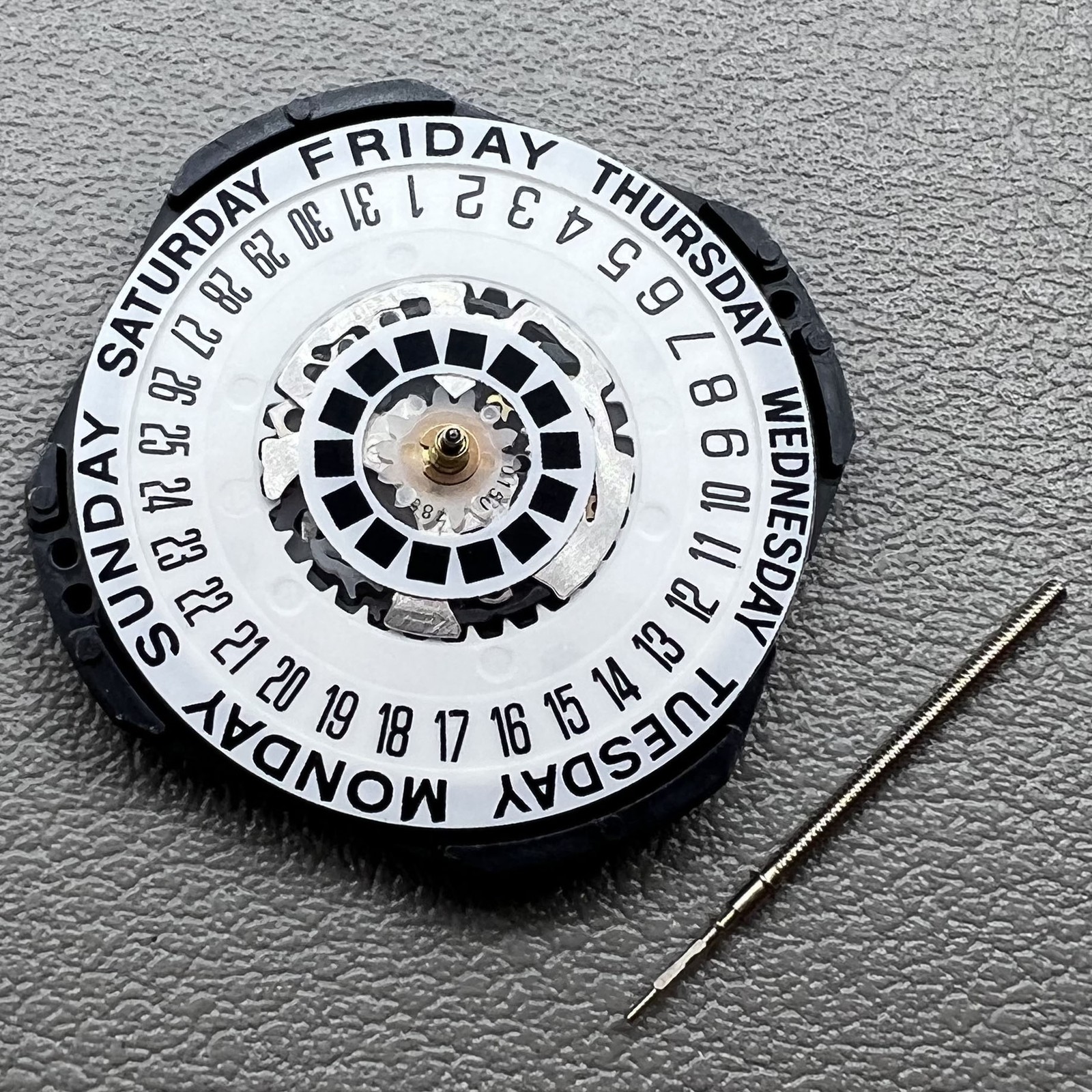 Japan Made Hattori Epson TMI VX44 VX44E Watch Quartz Movement Dial White