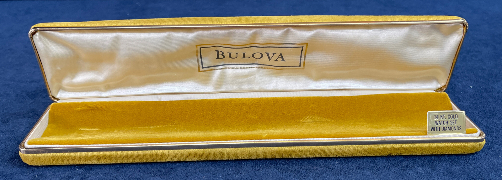 Vintage ART DECO BULOVA Velvet Box & BULOVA 5 AZ MOVEMENT 23