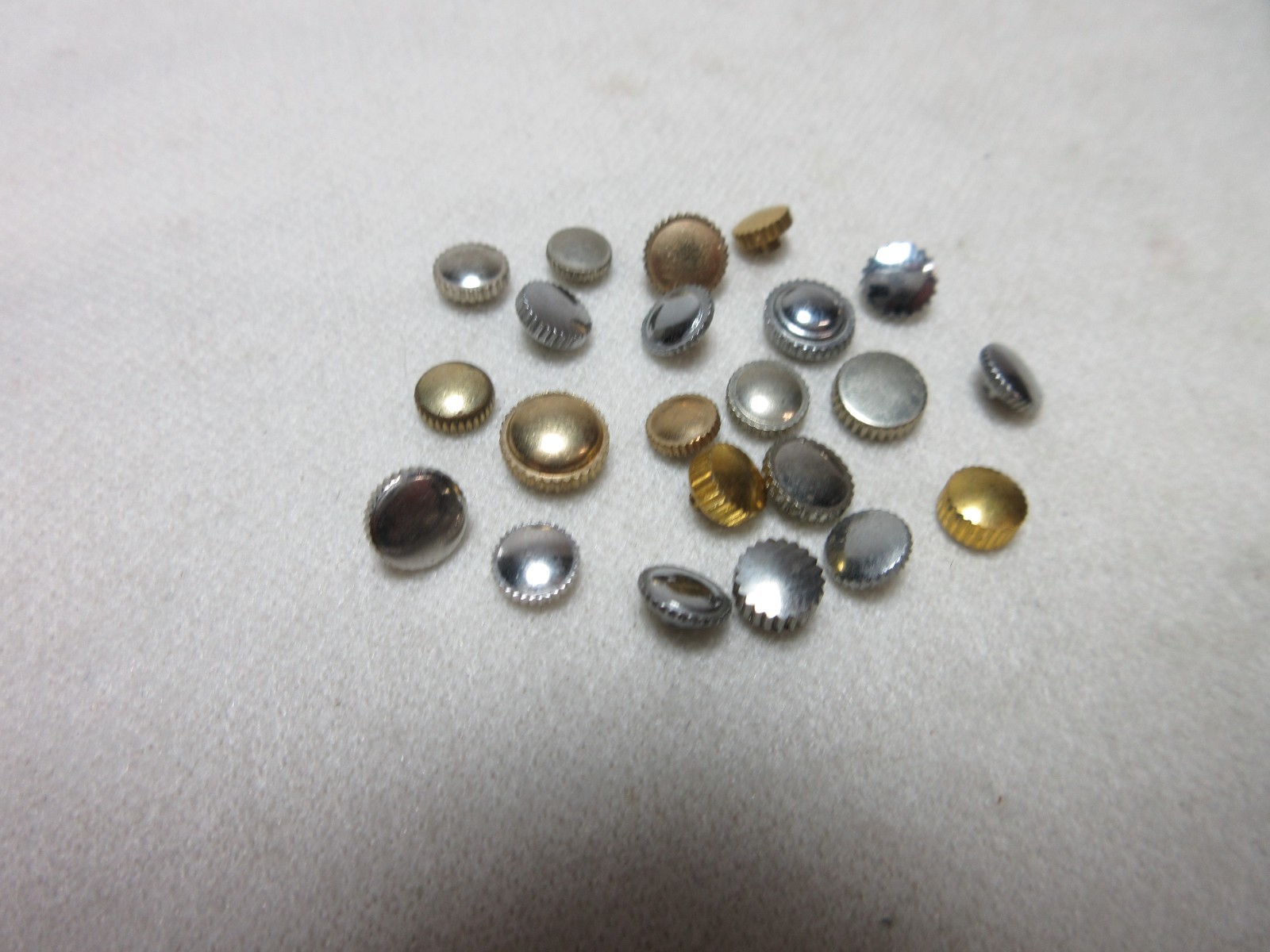 LOT OF 22 WATCH CROWNS WATCHMAKER PARTS ASSORTED LOT SOME GOLD FILLED PLATED