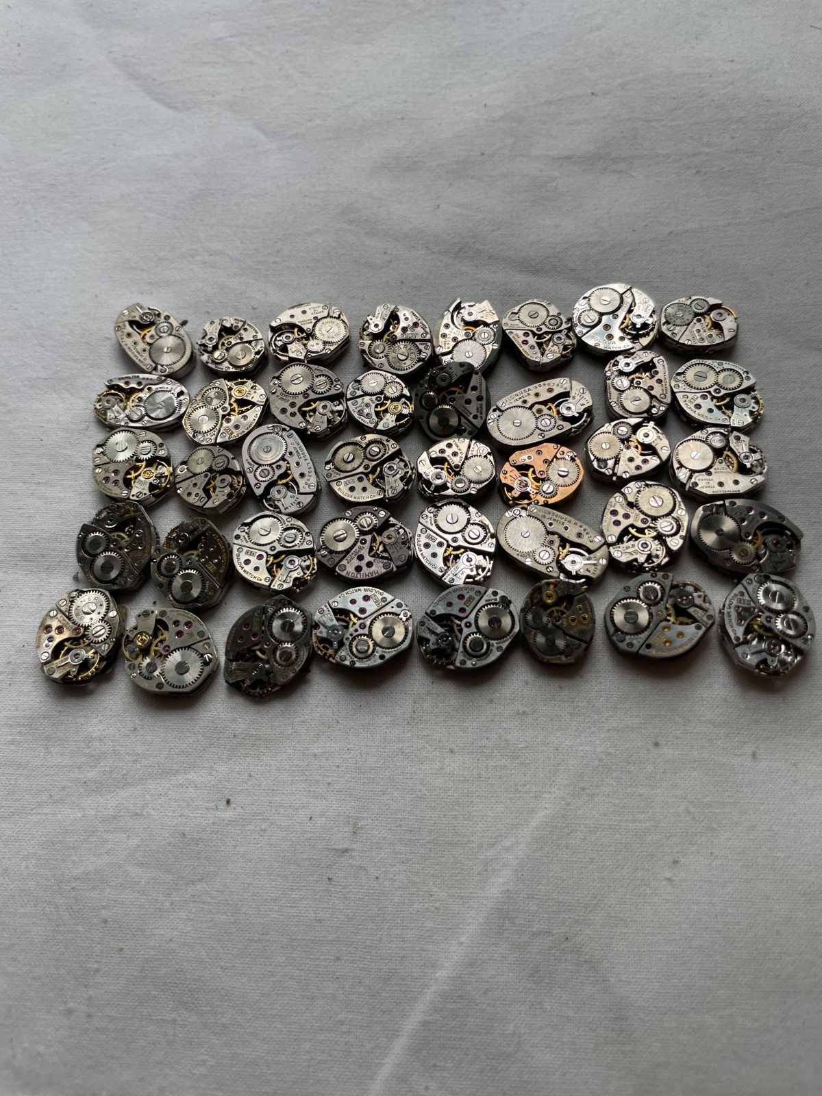 40 movement for USA ladies watches AS IS – Elgin Bulova Waltham Gruen etc.