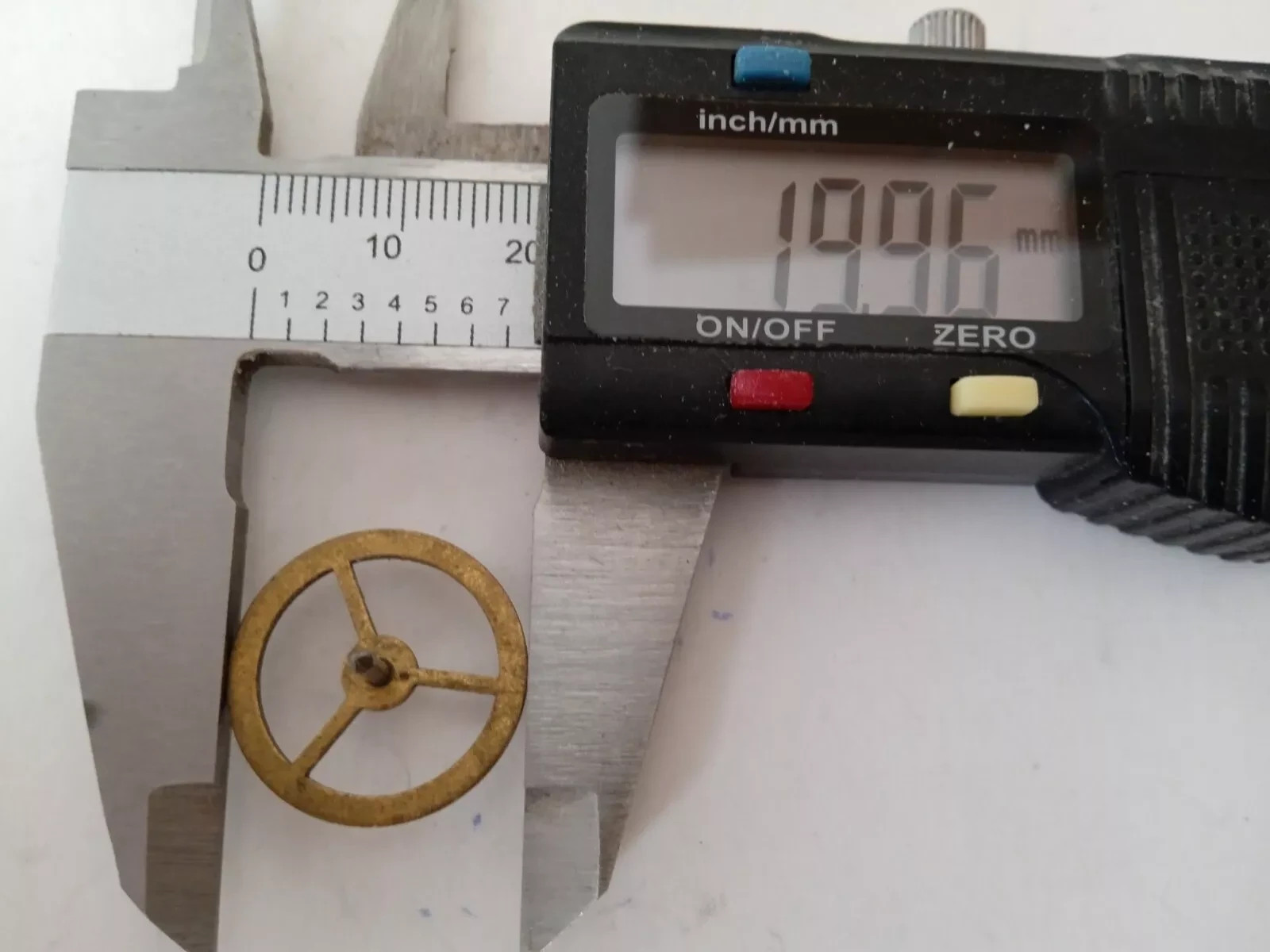 BALANCE WHEEL ALARM CLOCK REPAIR PARTS VARIOUS SIZE