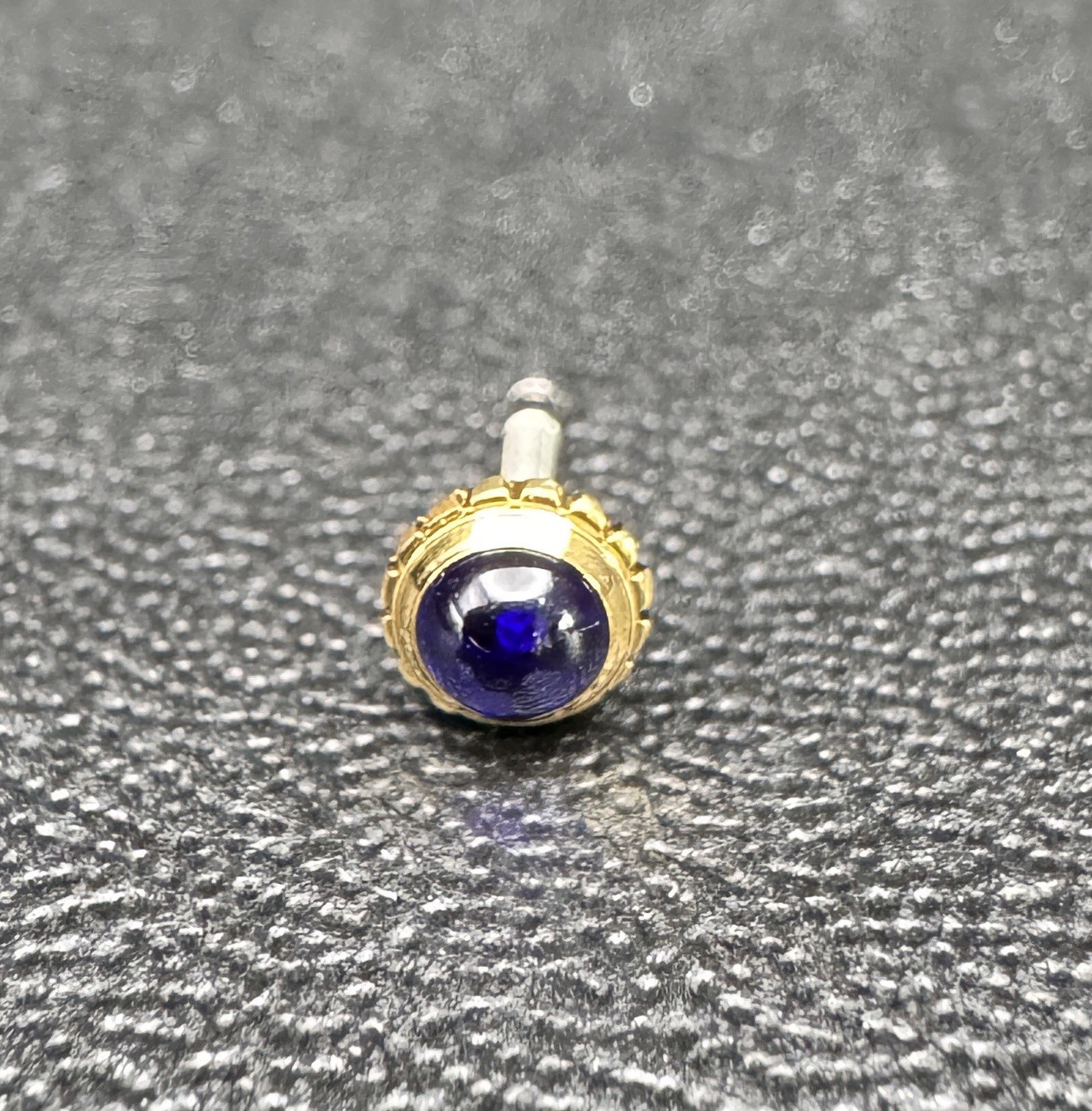 Genuine Cartier Crown Gold Plate With Blue Sapphire Stone 4.3 mm Tube 1.6 mm C15