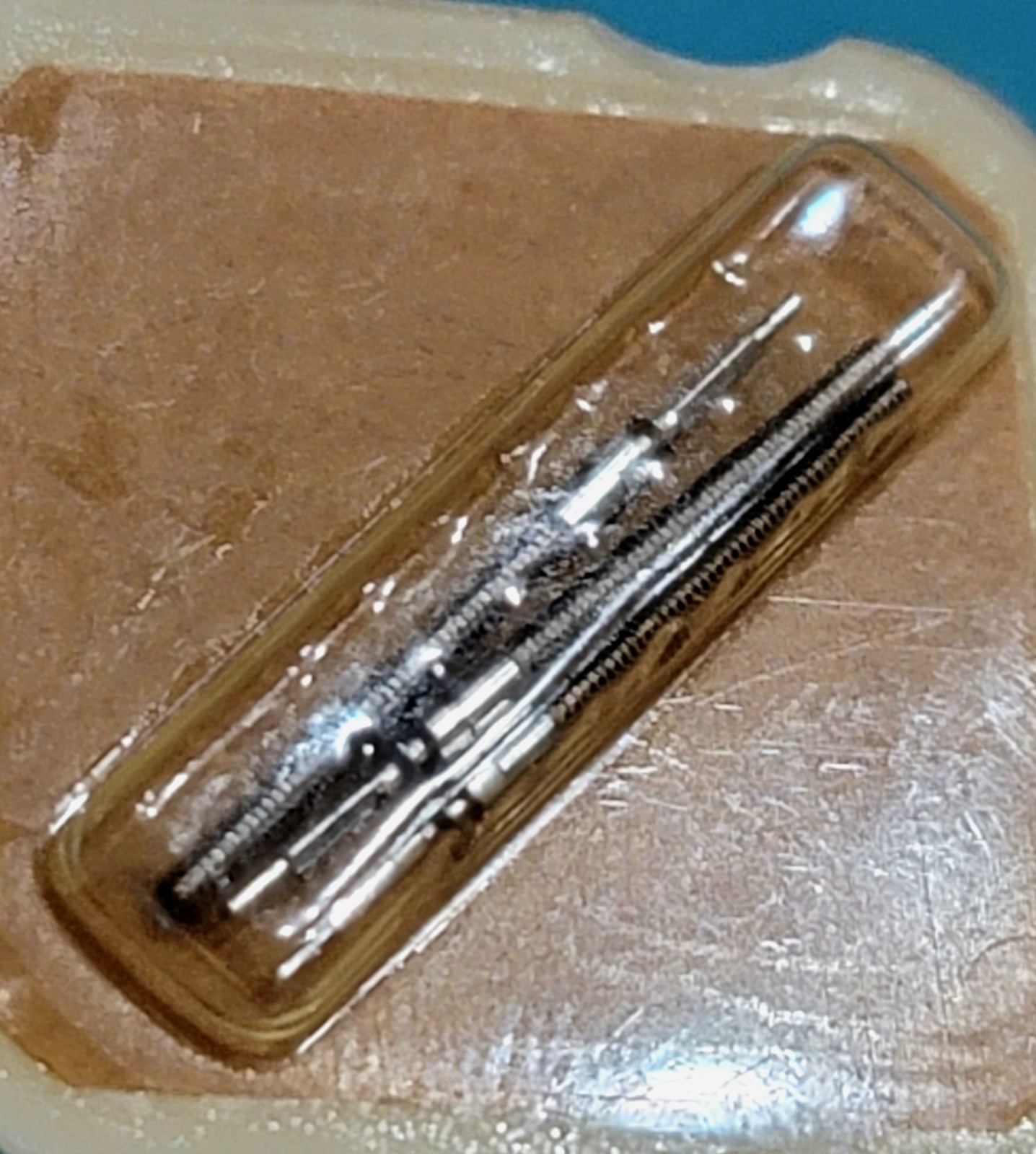 SB1-C1: Vintage Winding Stems FF 908 FF 909 Cal 90 Series NOS Watch Parts 3 Pack