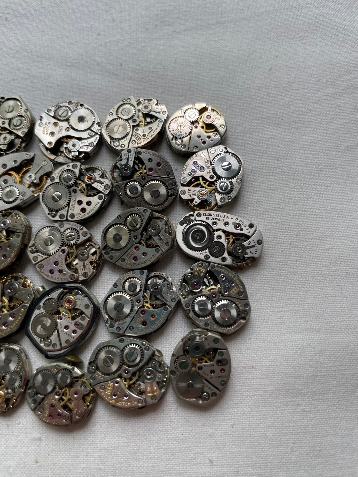 40 movement for USA ladies watches AS IS – Elgin Bulova Waltham Gruen etc.