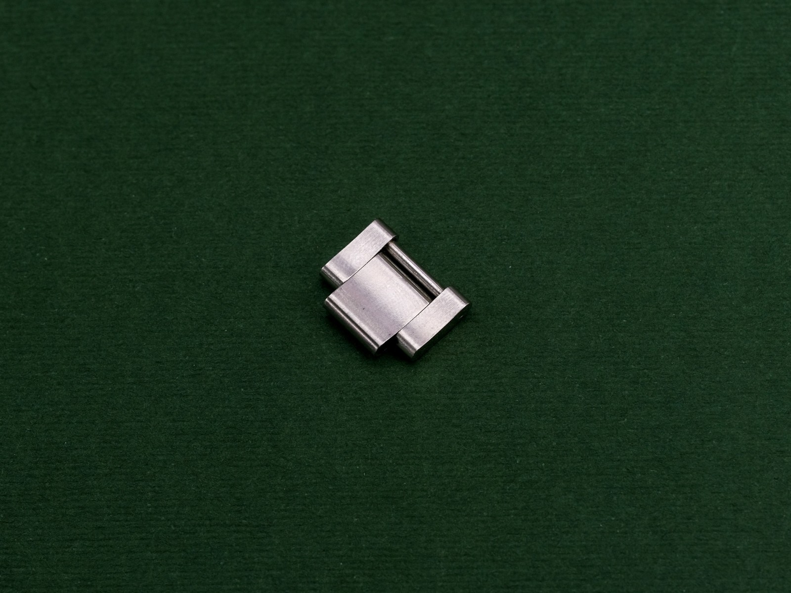 Authentic Rolex Oyster Bracelet Link 78360 15.5mm for 16570/16520/16200 – Hollow