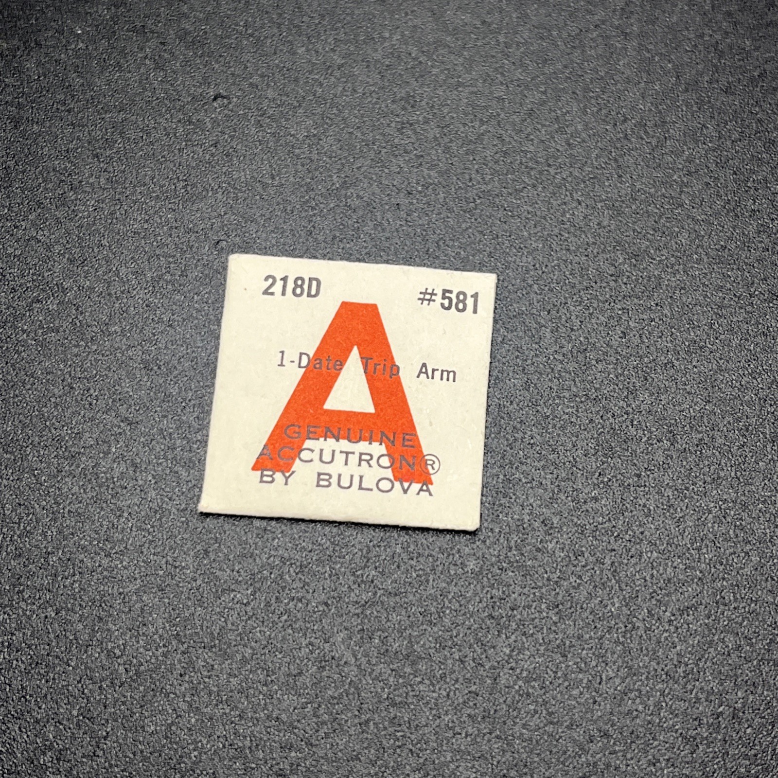 Accutron Cal. 218D Part 581 Date Trip Arm (010)