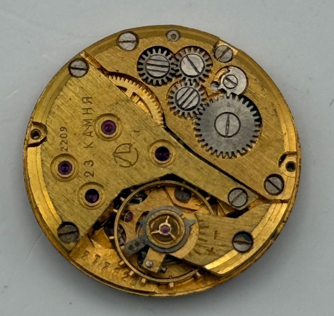 Luch 2209 Watch Movement Soviet Ultra Thin 23 Kamhr Vintage Parts Repair 22.5mm