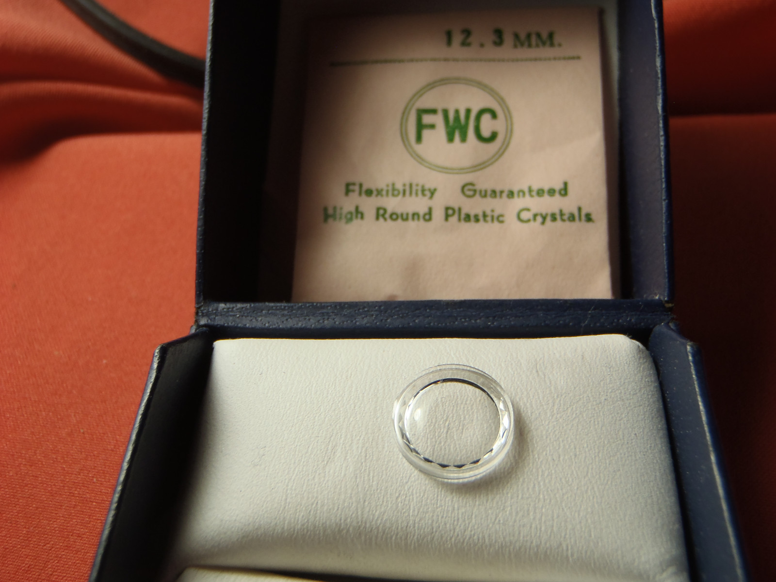 FWC HIGH ROUND Diamond Edge PLASTIC WATCH CRYSTAL 12.3MM NOS