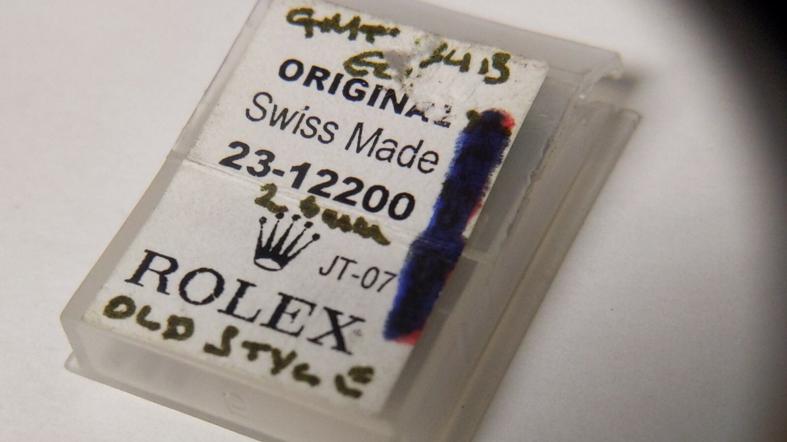 Genuine Rolex GMT Spring Bar 23-12200 “old style” width: 2mm, length: 25.7mm, le