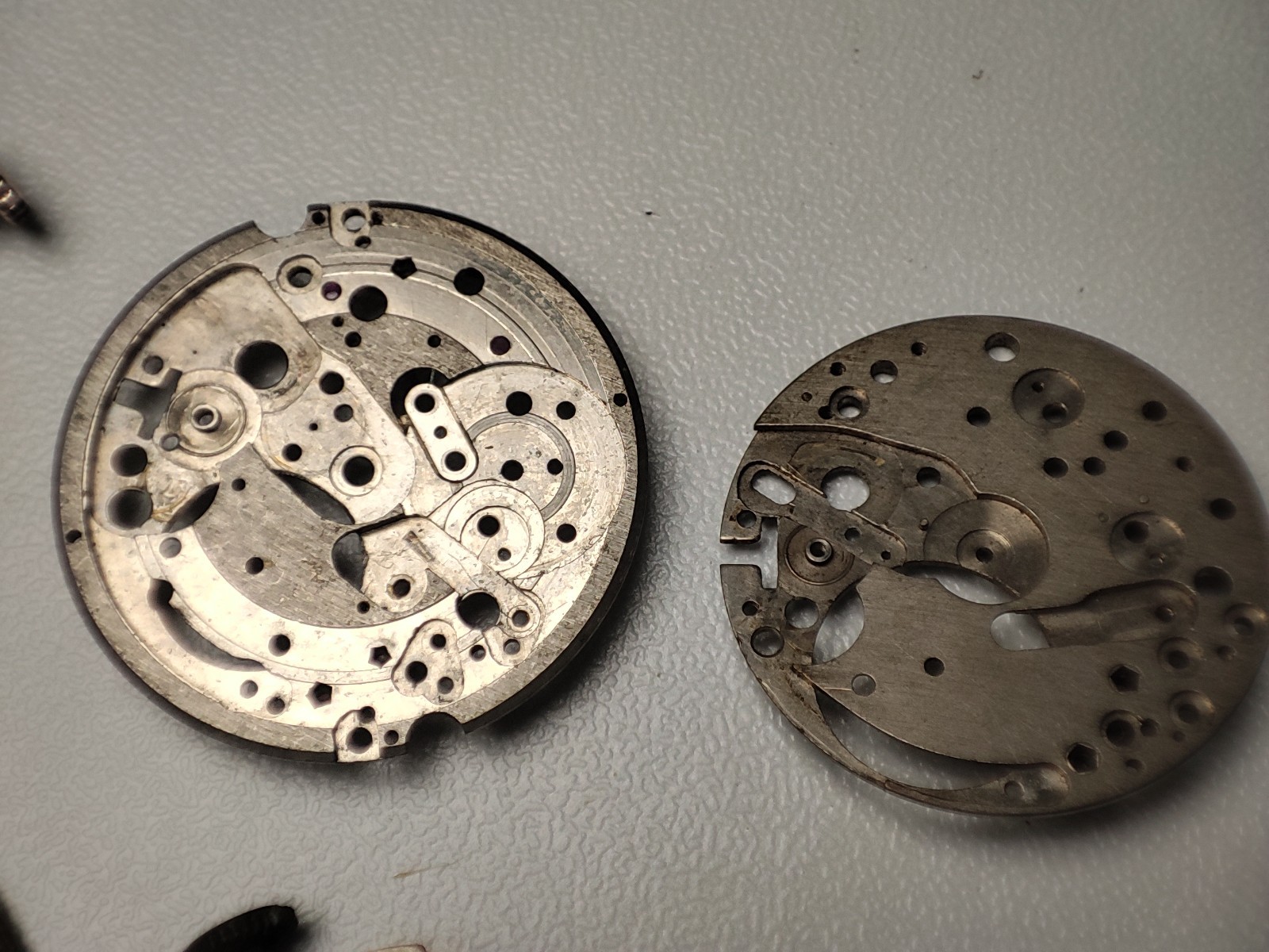 EB 1268 EB 8021N EB 1343 EB 1536 EB 1553 8340 Watch Main Plate movement For part