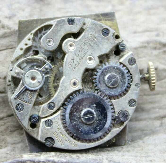 ELGIN EMKA WATCH Co. 6j WRIST WATCH MOVEMENT 23.5mm DIAMETER OF (Q3K2)