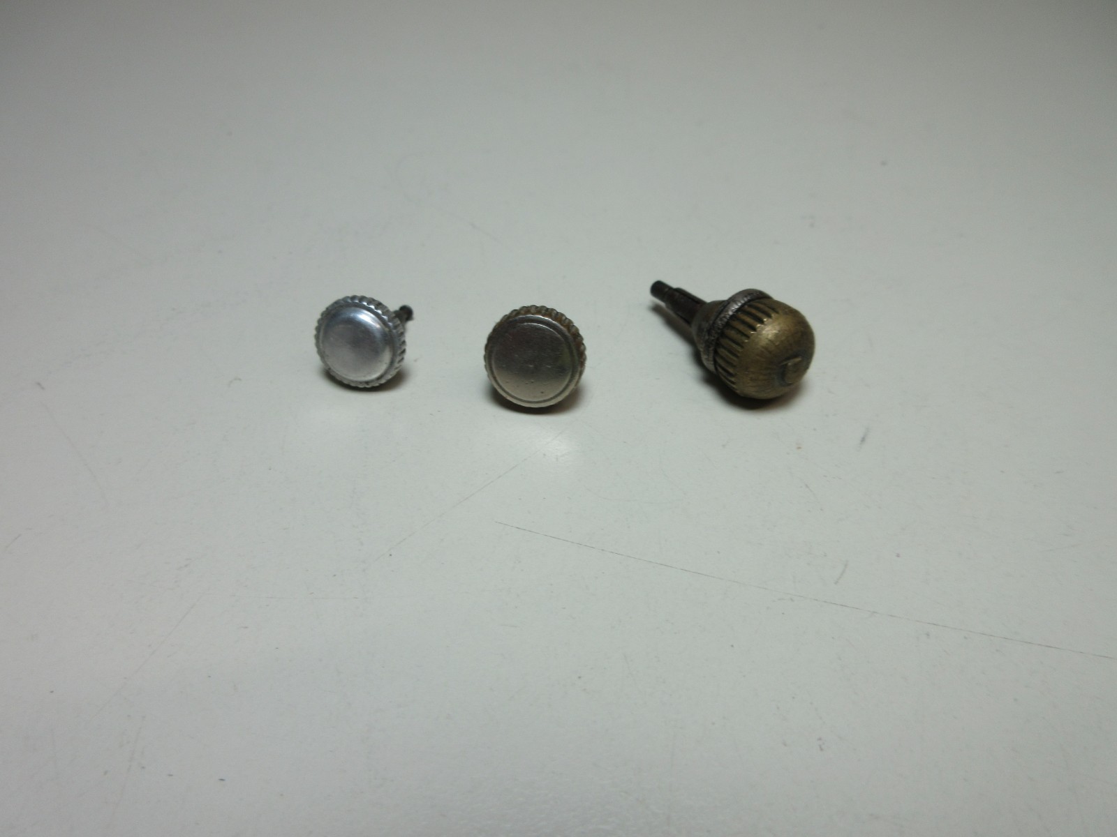 VINTAGE LOT OF POCKET WATCH CROWNS WATCHMAKERS REPLACEMENT PART #2