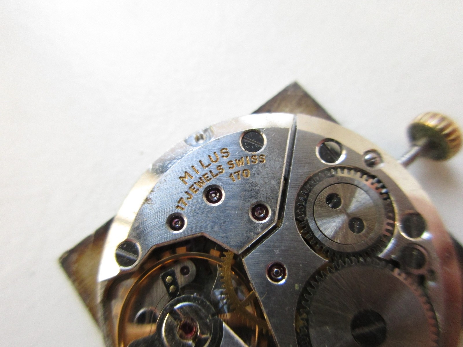 Milus cal. 170 vintage watch movement & dial – running