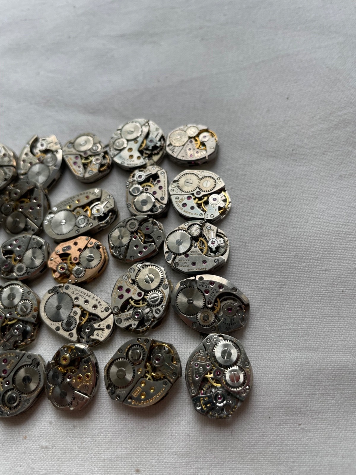 40 movement for USA ladies watches AS IS – Elgin Bulova Waltham Gruen etc.