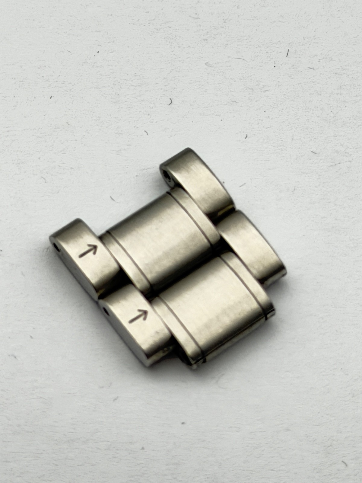 omega 861 16mm link speedmaster mesh