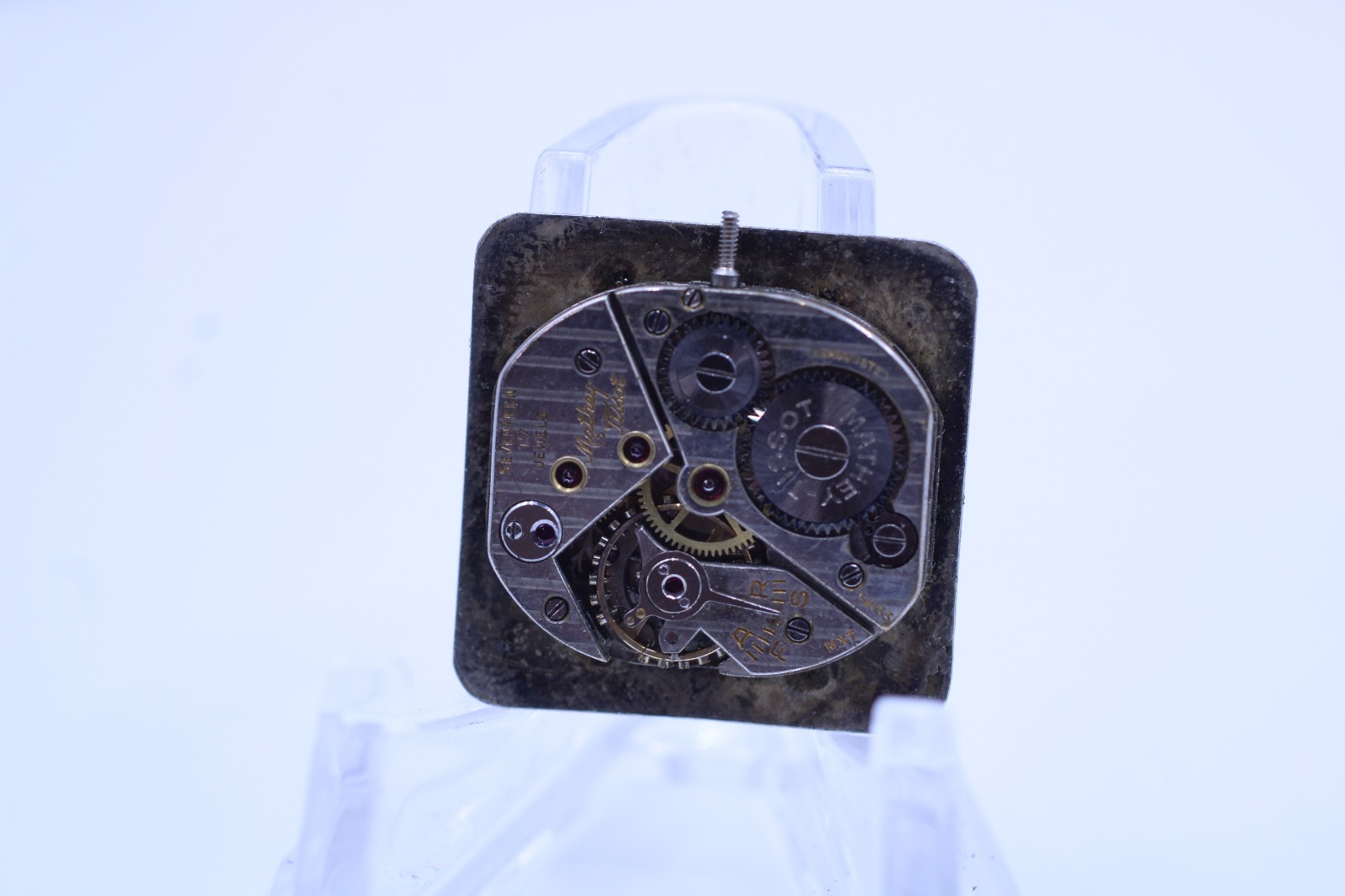 MATHEY TISSOT 17j SWISS TANK WRIST WATCH MOVEMENT GOOD BALANCE (M12)