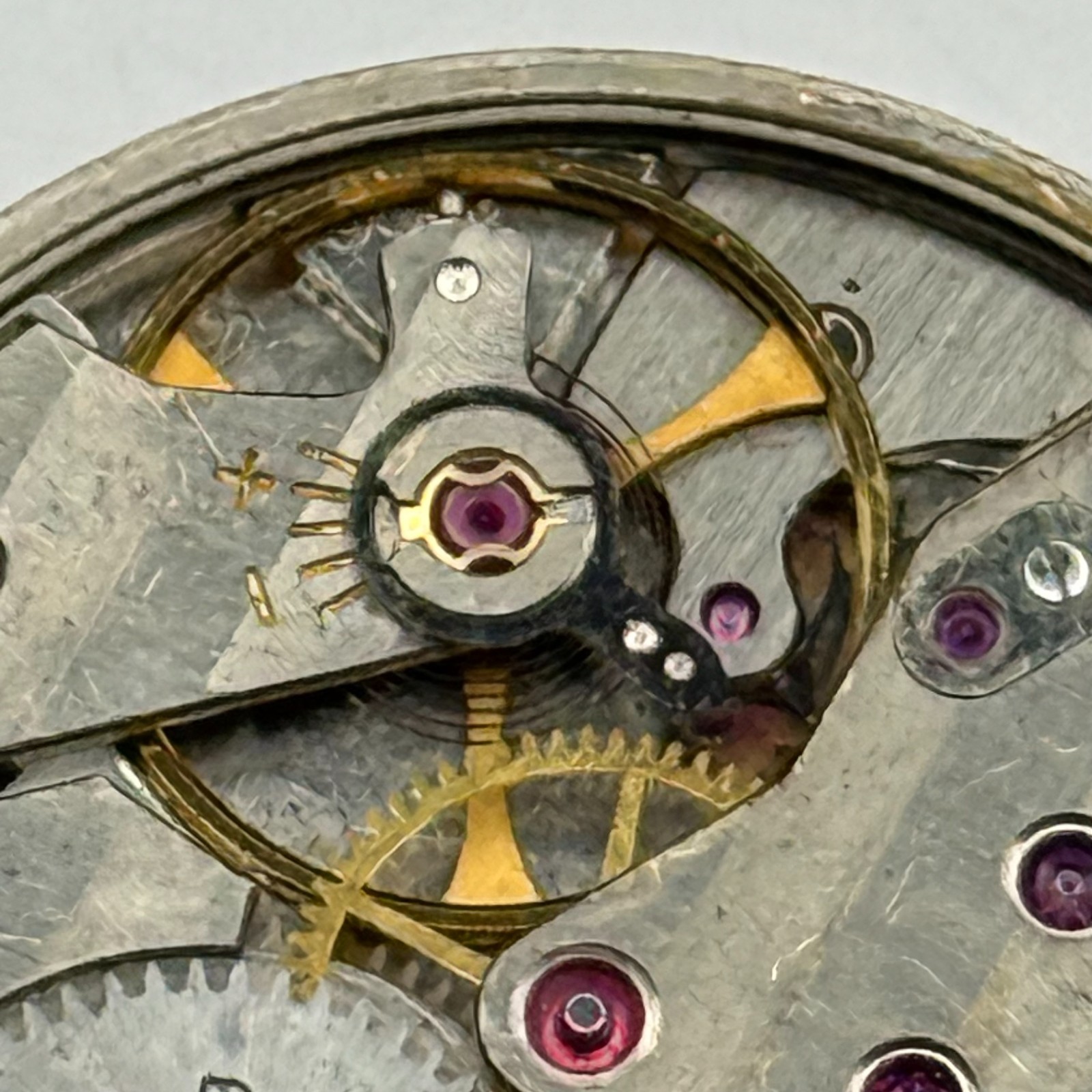 ETA 1120 Watch Movement Garrard Swiss 17 Jewels Sub Seconds Parts Repair 29.1mm