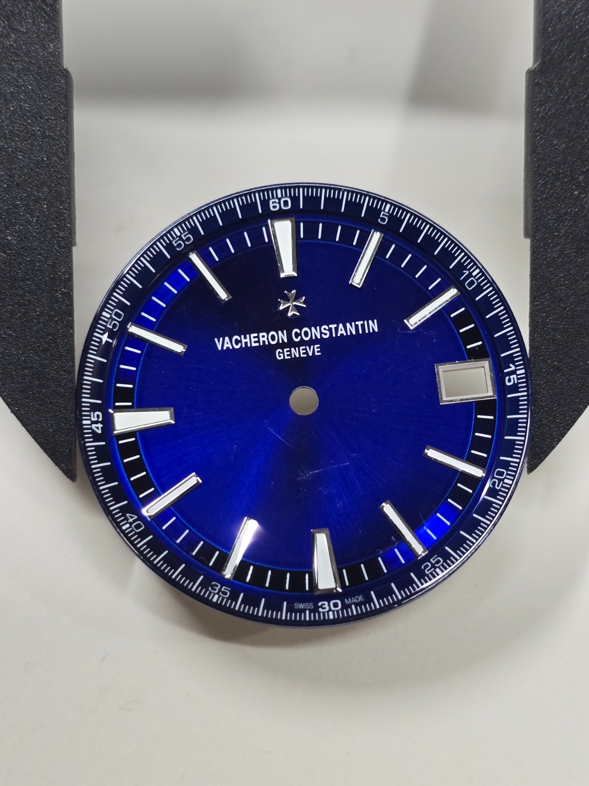 Genuine Vacheron Constantin Overseas Blue Lacquer Dial 32.7mm