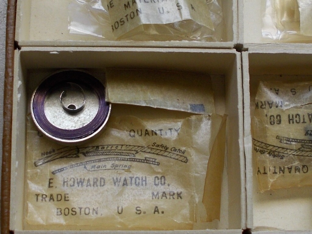 E.HOWARD 10 SIZE HOOK 2 PIECE MAINSPRING FIRST MODEL 641 NEW IN ORIGINAL BOX