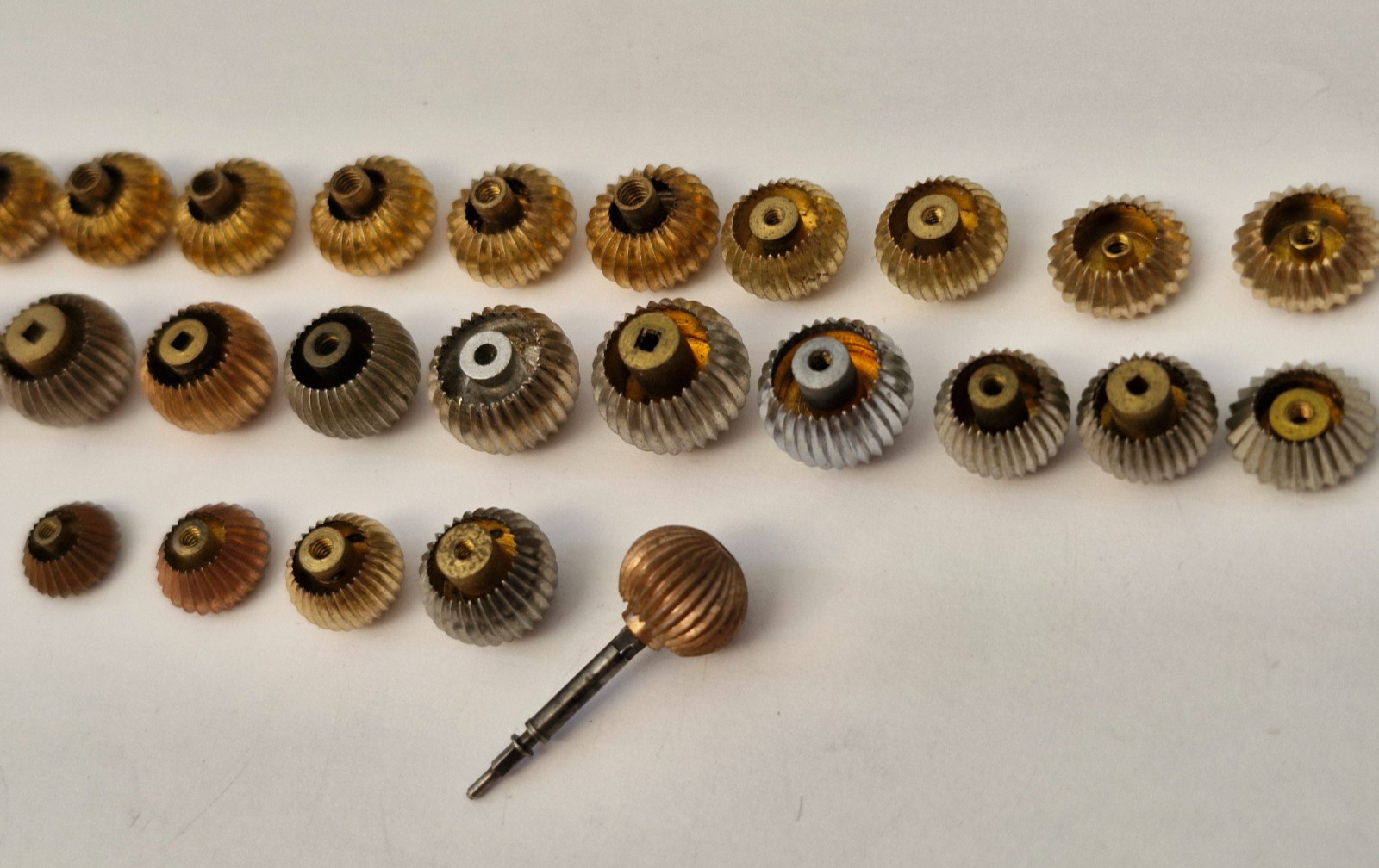 27 x Assorted Various Finish Fluted ‘Onion’ Vintage Pocket Watch Crowns 7mm-10mm