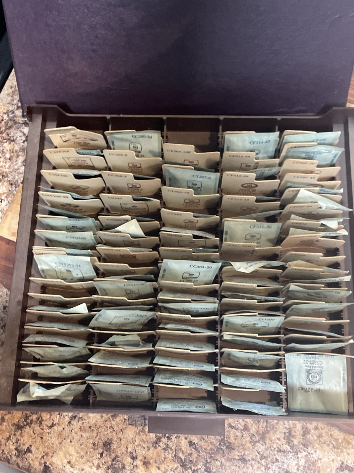 Lot of G-5 Watch Crystals supplement C – 29