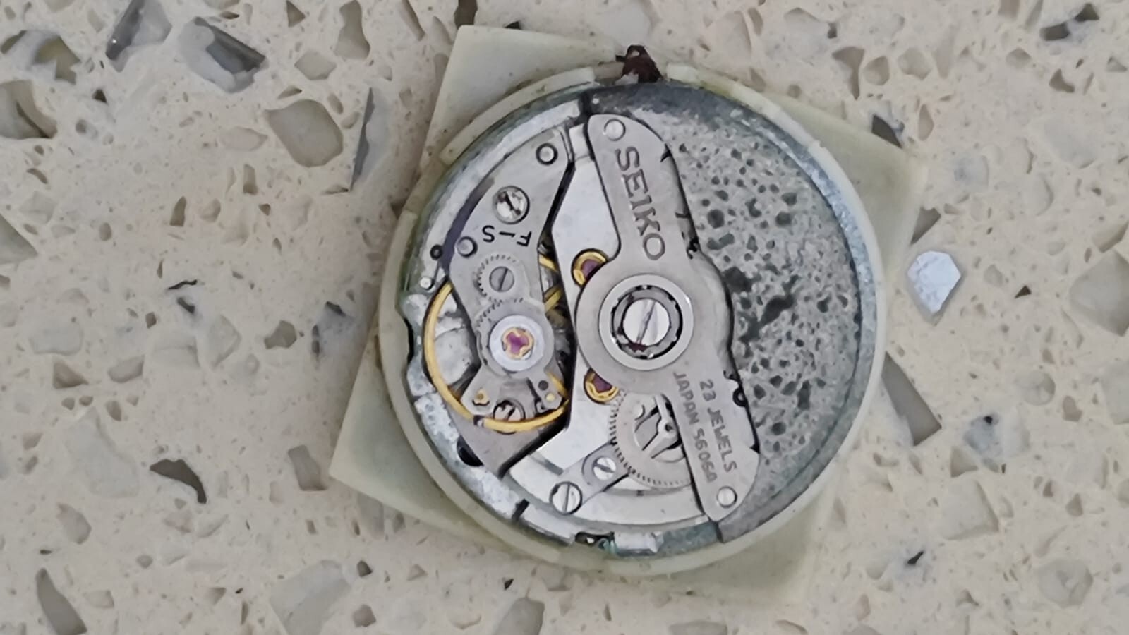 SEIKO 5606 LM Movement with dial &hands Not Working Good Balance Used