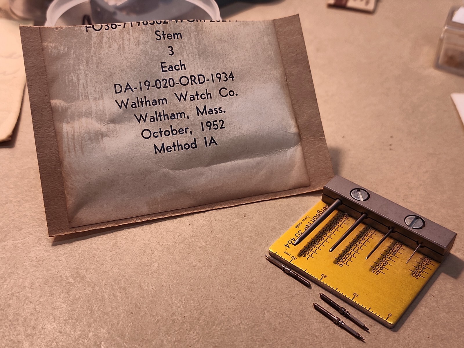 Sealed Pack Of 3 Waltham 6/0 26214 Winding Stems For A-11 Navigation Watch