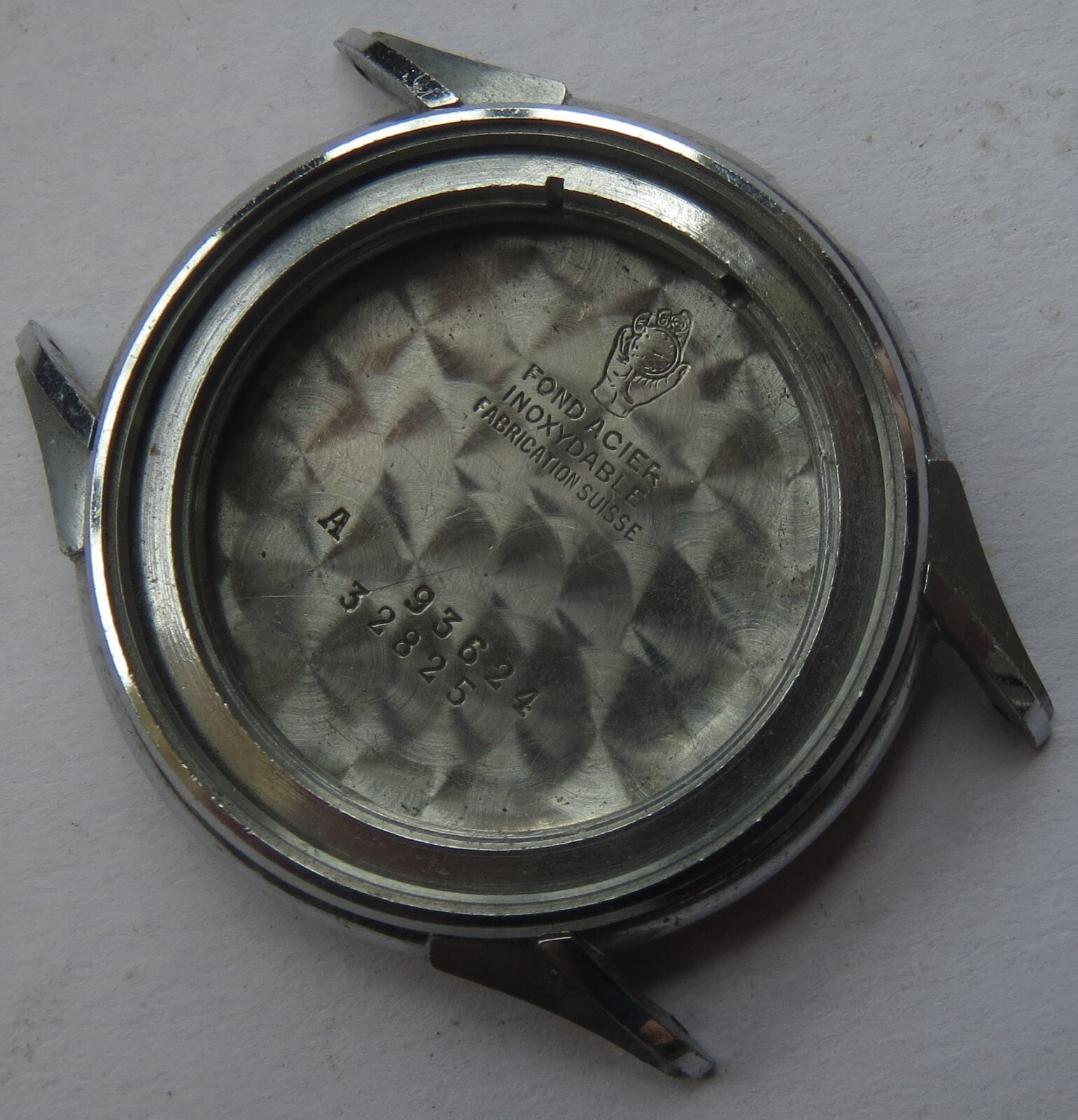 Movado mens wristwatch nickel chromiun case 35 mm. in diameter N.O.S.