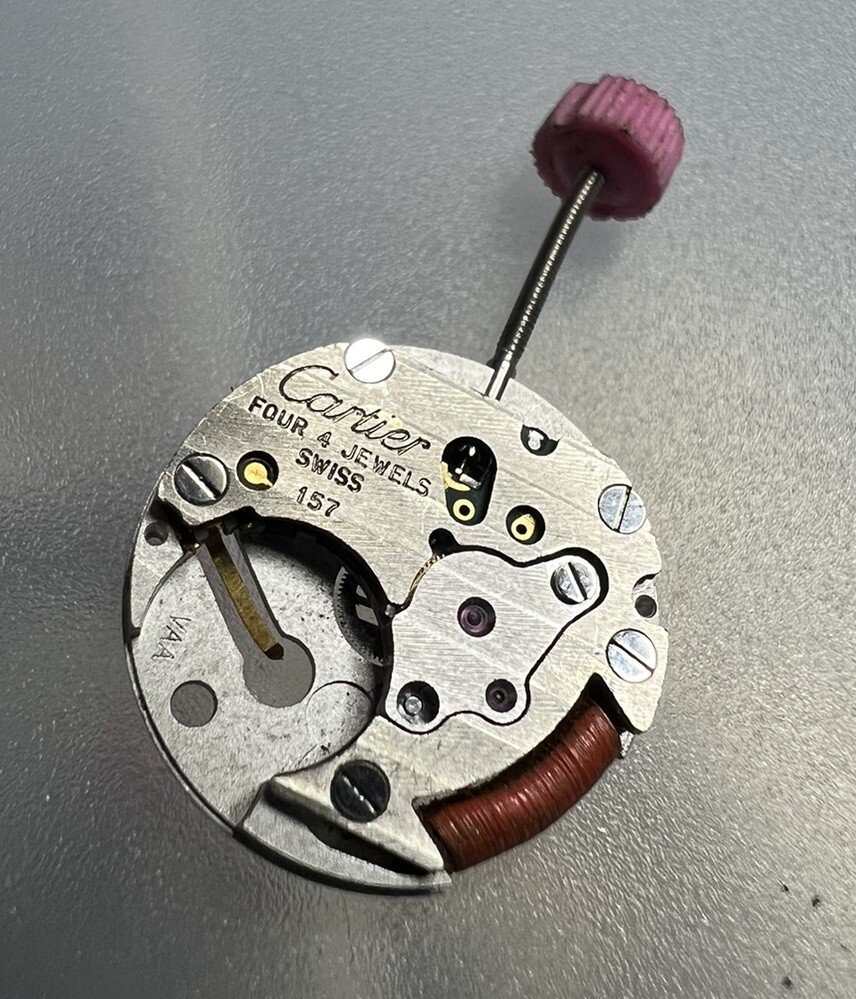 Original cartier quartz movement cal 157 Non working, parts repair project.