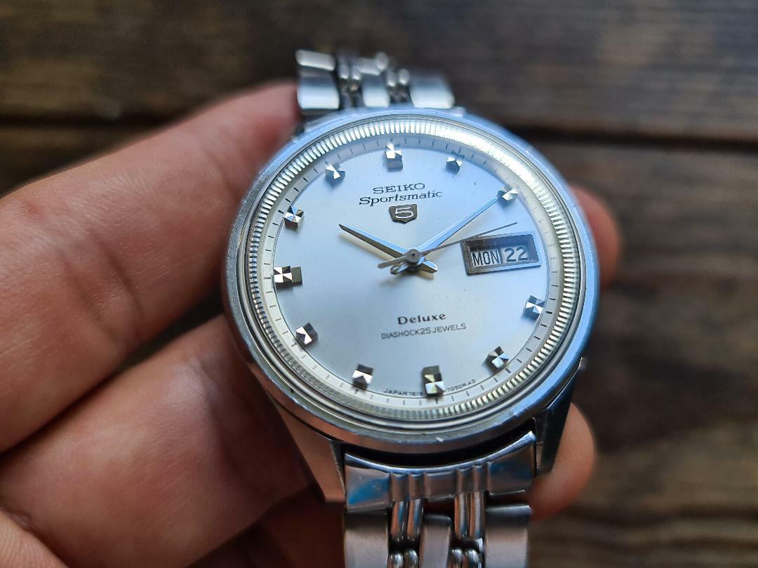 VINTAGE SEIKO 7619-7010 SPORTSMATIC 5 DELUXE DIASHOCK 25 JEWELS 1966 AUGUST