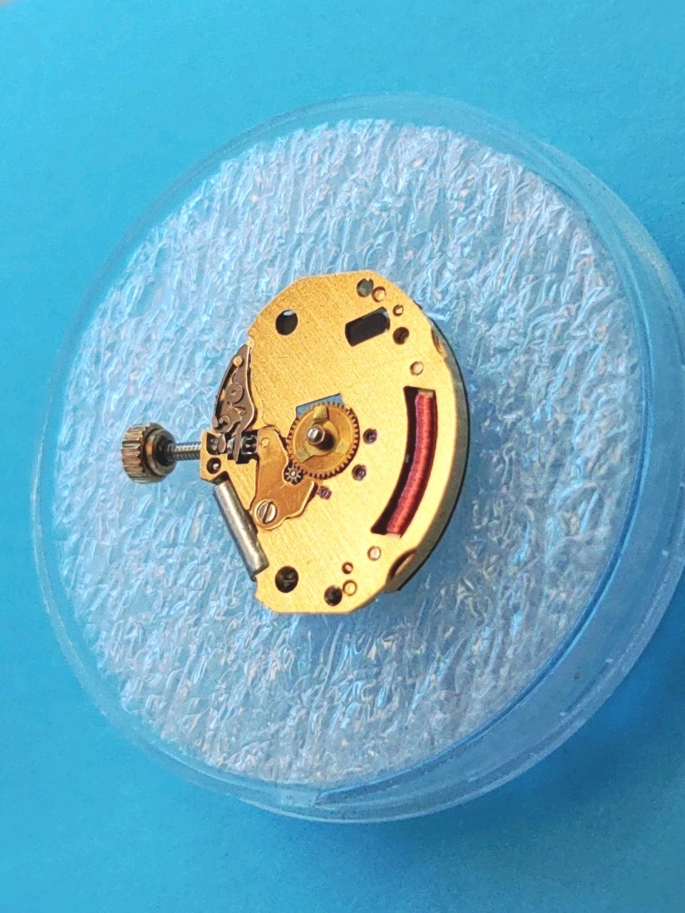 ETA 976.001 High Grade Bonard Geneve Movement.Sets,Runs,Keeps Time 24 Hrs. H=0