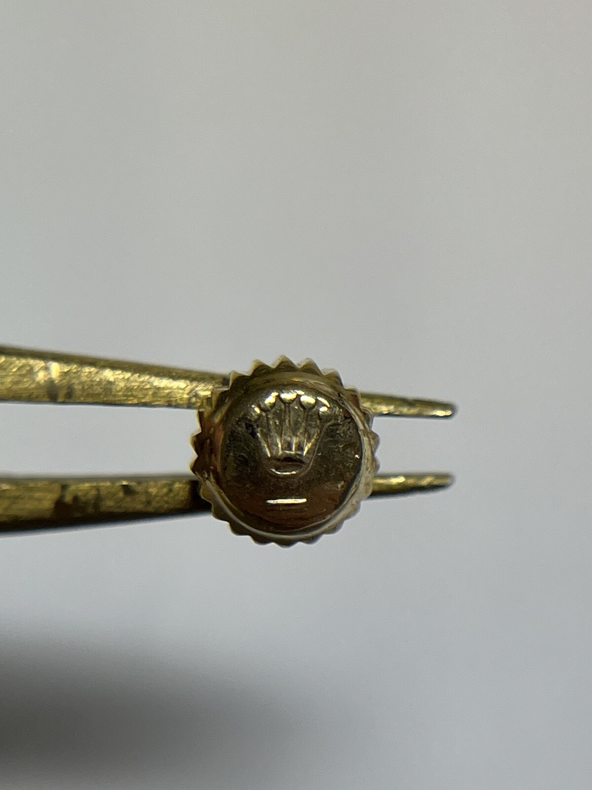 Genuine Rolex 24-530-8 5.3mm 18k Yellow Gold Crown. (30)