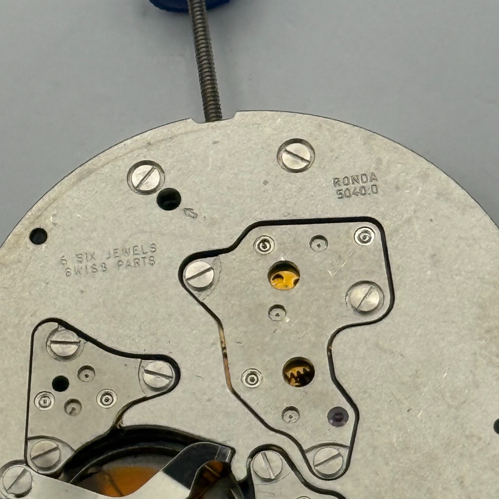 Ronda 5040.D Watch Movement Quartz Swiss 6 Jewels Vintage Parts Repair 28.6mm
