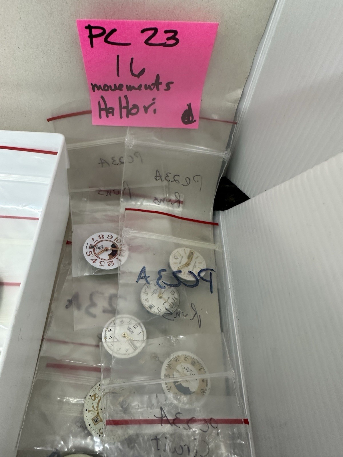 LOT 57 HATTORI QUARTZ WATCH MOVEMENTS PC 22A, PC21 PC23 Parts Repairs Crafts