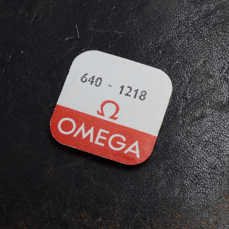 Omega 640 # 1218 Canon Pinion Genuine Swiss Factory Sealed New Watchmakers