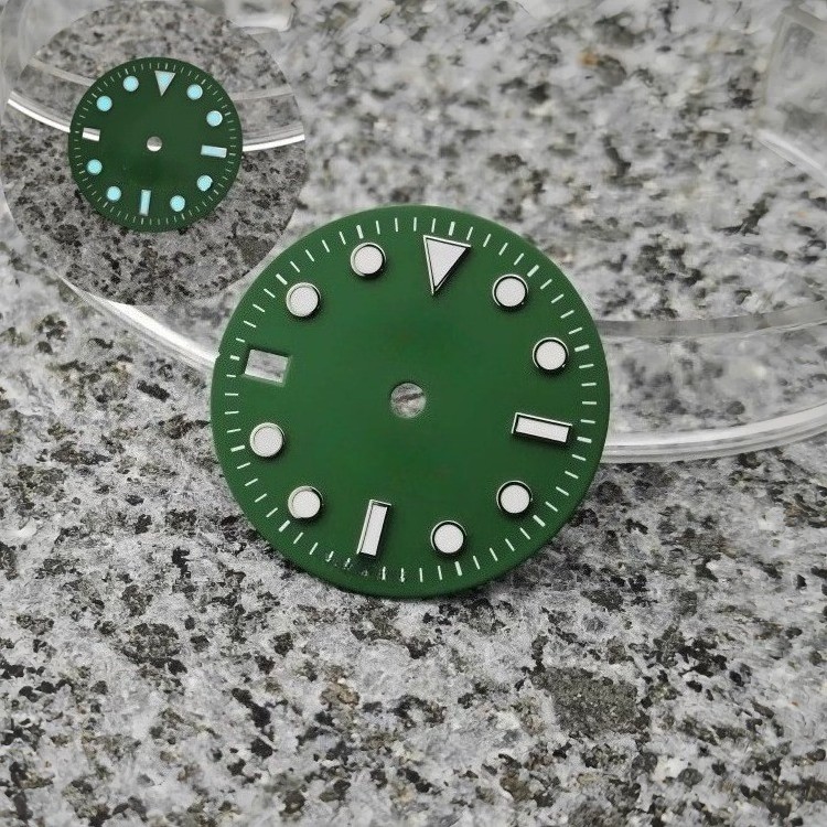 28.5mm Green Diver Dial Lume Dot Markers Fit Automatic Movement