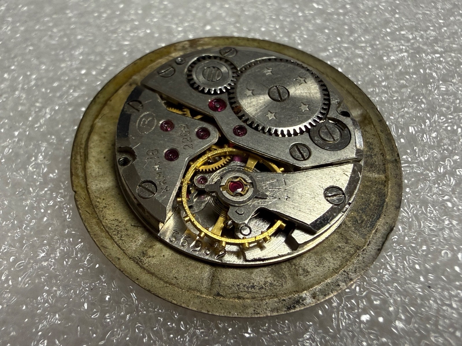 VINTAGE Vostok Wostok Cal. 2209 USSR SOVIET watch Movement. FOR PARTS