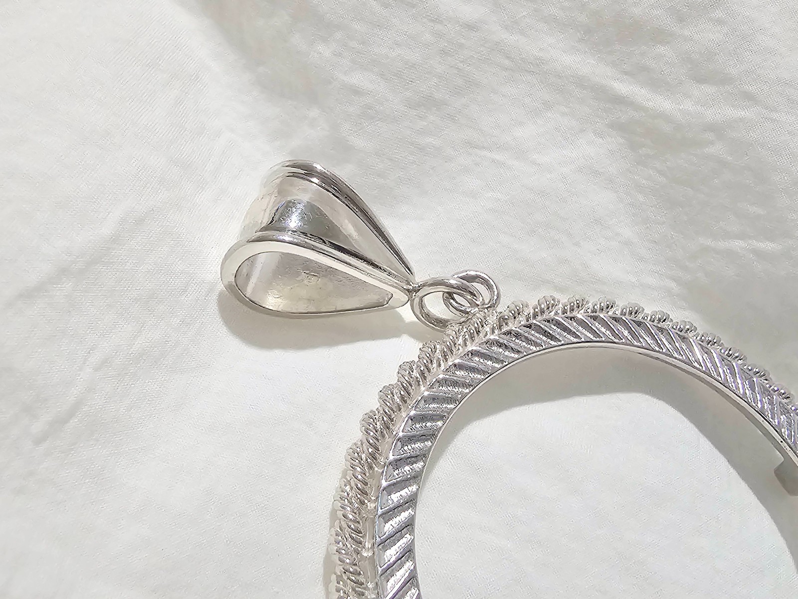 925 Sterling Silver Rope Edge Bezel for 36mm 1 Onza Plata Libertad Coins