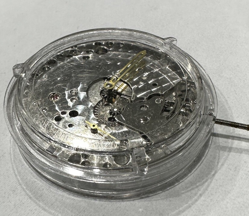 New Chinese Generic Replacement UT6498 Mechanical Winding Watch Movement