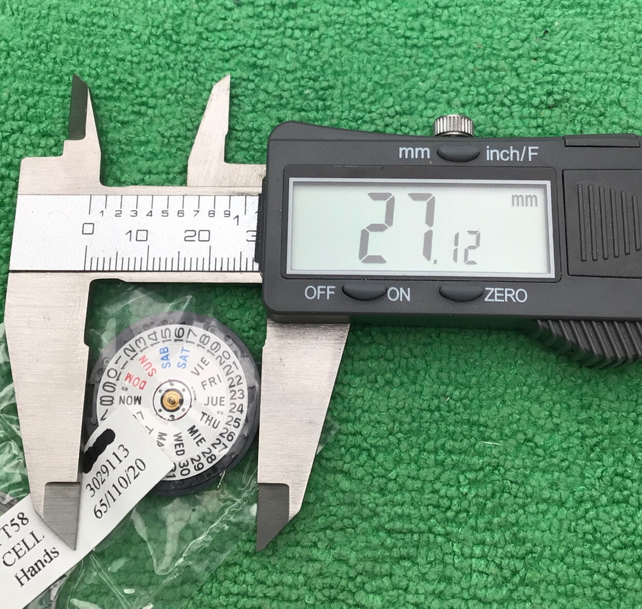 NEW Seiko YT58B Replacement Quartz Watch Movement, Day/Date At 3 AA