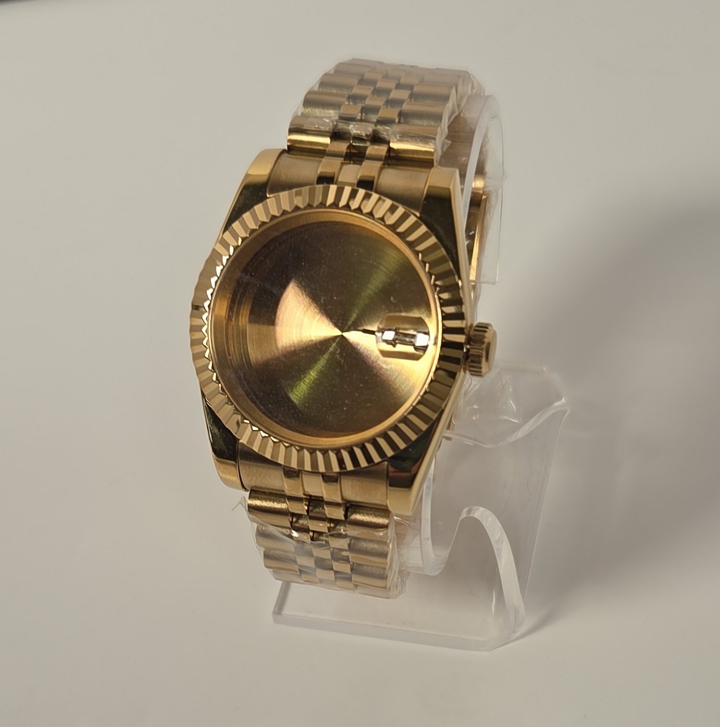 Gold Watch Case Fluted Bezel Jubilee Strap – 39mm – NH35