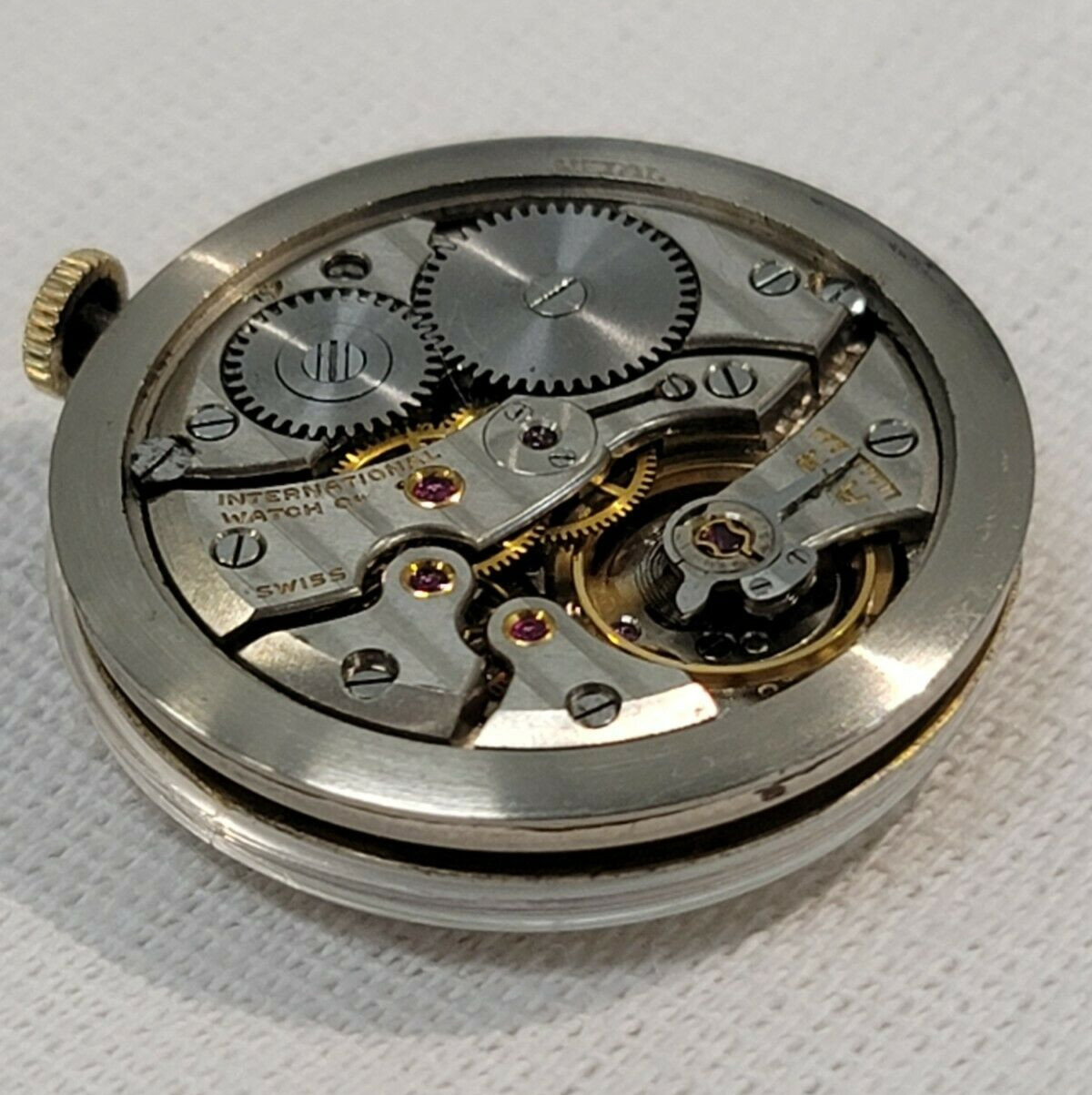 1948 IWC International Watch Co. Schaffhausen Cal. 89 1188383 32mm Movement 18k