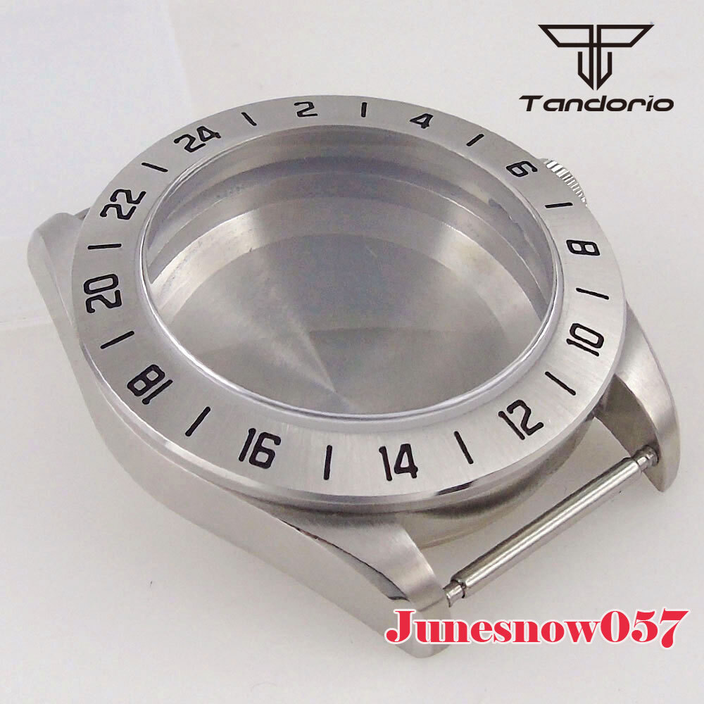 Domed Sapphire Glass For NH35A NH36A ETA2824 316L Steel 39mm Watch Case Brushed
