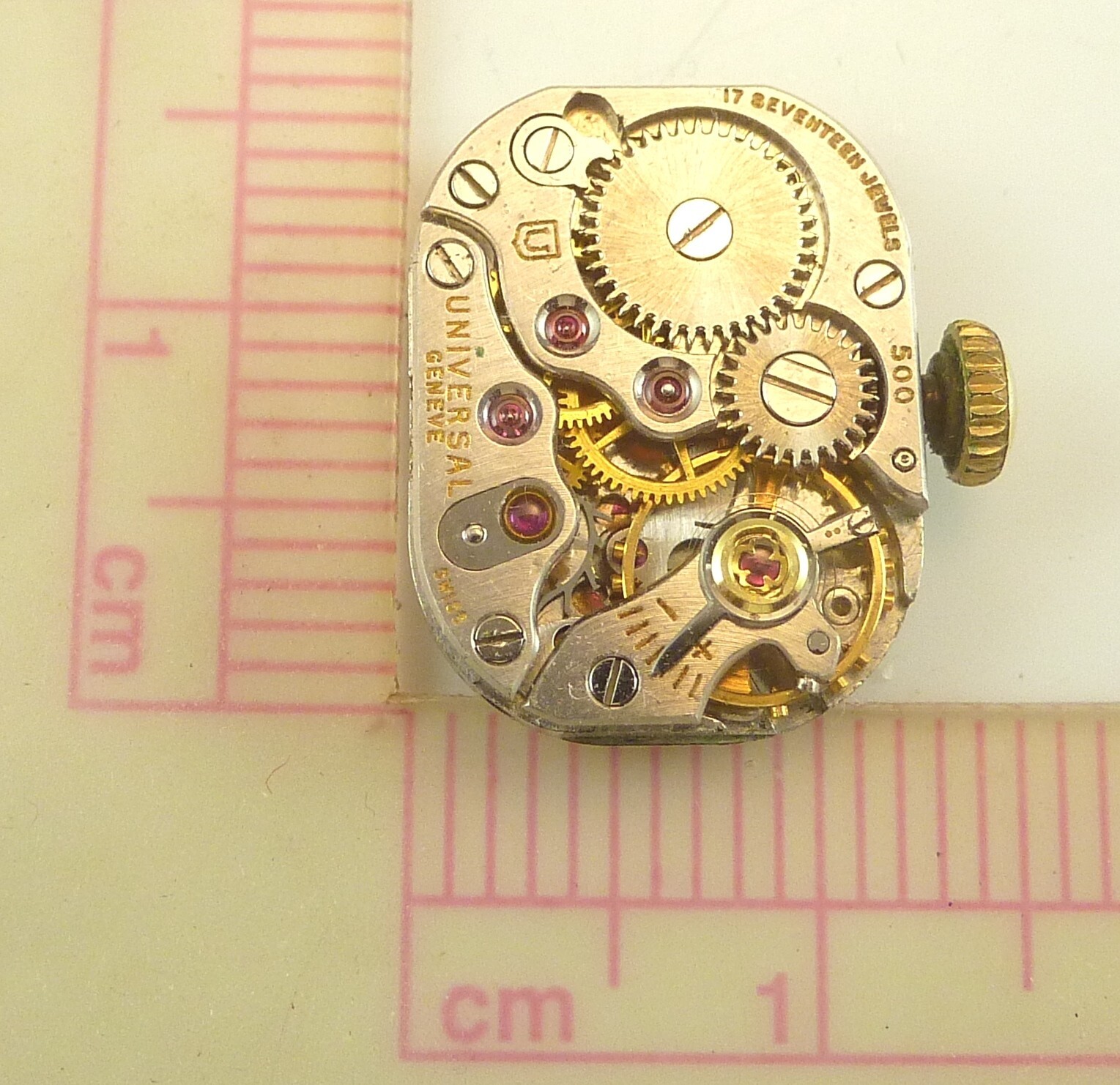 Universal Geneve 500 Wrist Watch Movement – Good Balance – Parts / Repair