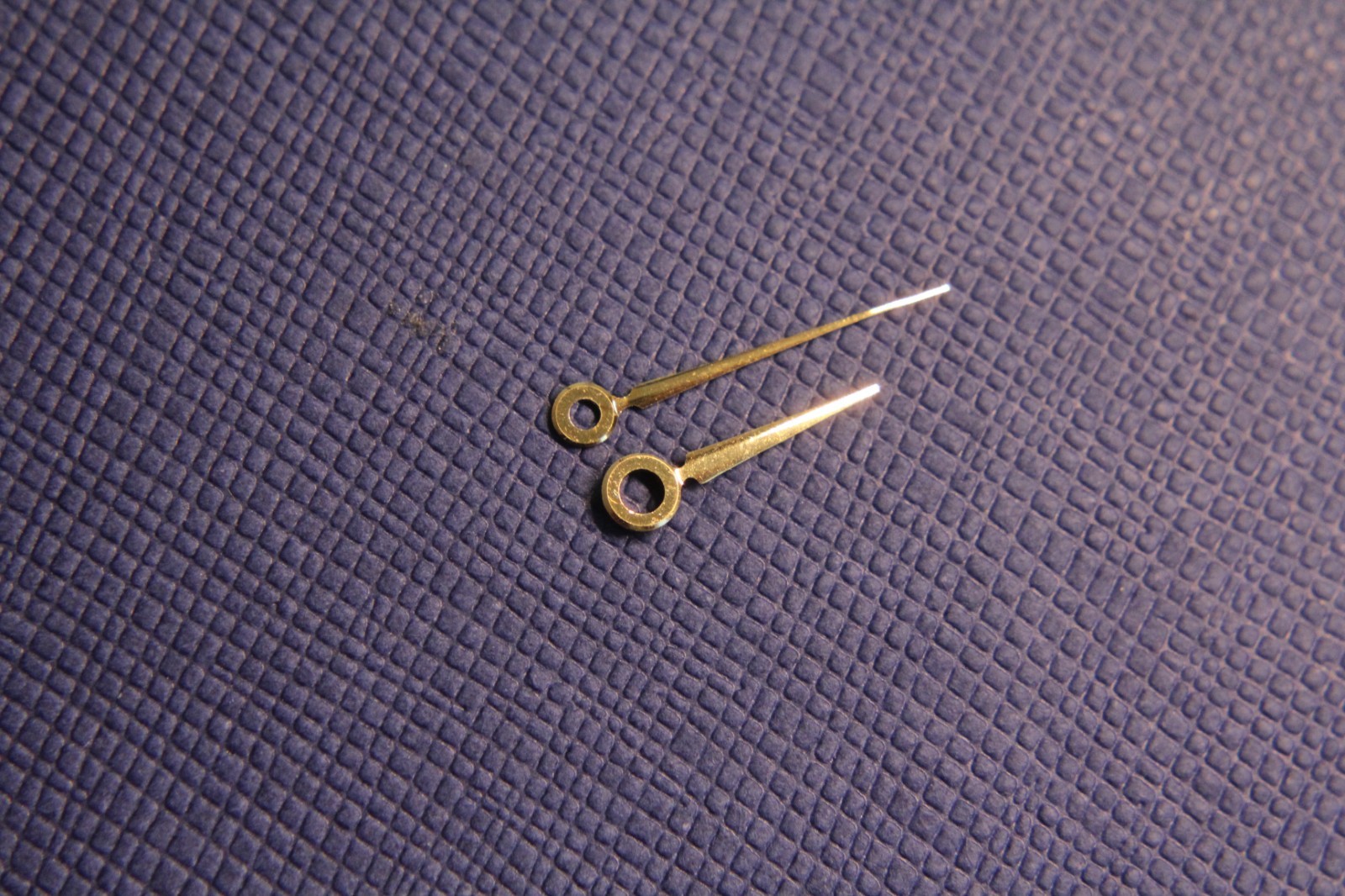 Valjoux 88 72c vintage gold hands for Mathey Tissot, Breitling, Universal Gene