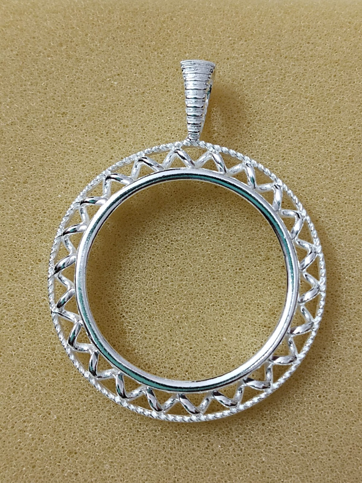925 Sterling Silver Round Bezel Pendant Blank Bezel holder Coin Connector